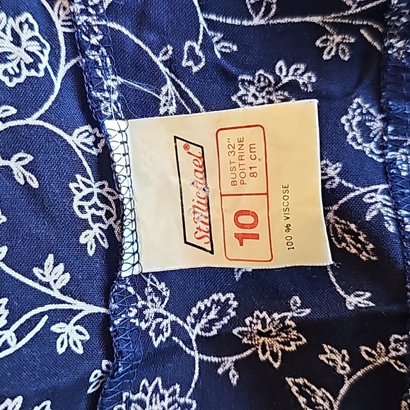 Vintage Floral Dress - Picture 3 of 5